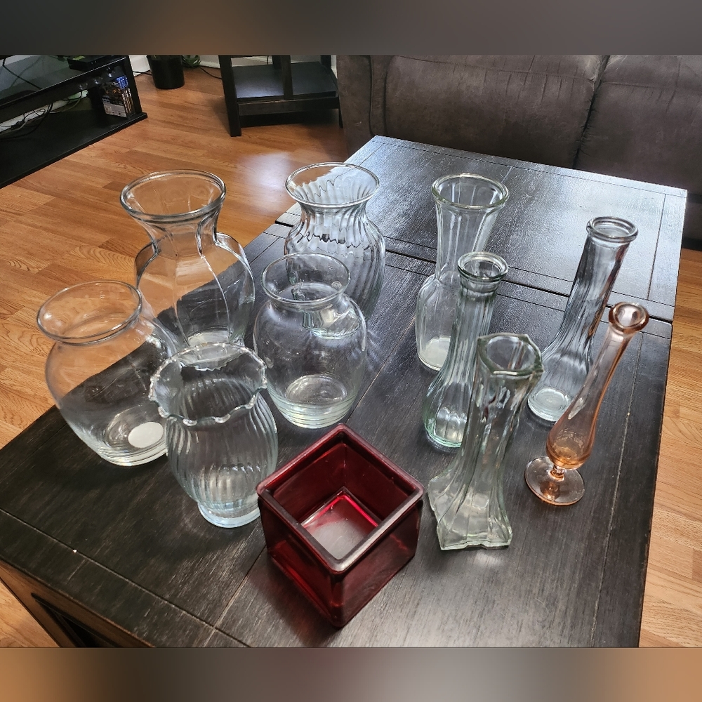 💕Glass Vases💕 - Picture 2 of 2